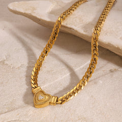 Stainless Heart Necklace With A Luxe High-End Look Diamond-Inlaid Clavicle Chain Titanium Steel Jewelry Piece